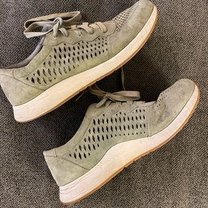 Dansko Charlie Tennis Shoes